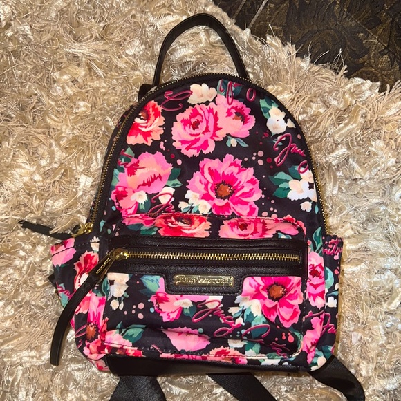 Juicy Couture Handbags - NWOT juicy couture 💕mini back pack
